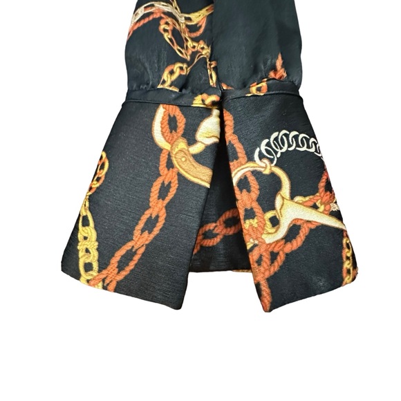 WORTHINGTON BRAND CHAIN PRINT BLOUSE W/3 BUTTON NECKLINE AND ATTACHED TIE. - Picture 4 of 16